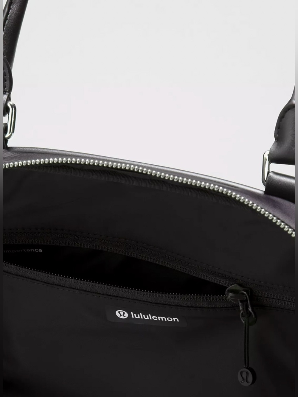 lululemon athletica Bowler Duffle Bag 17L Black Silver - Picture 12 of 13